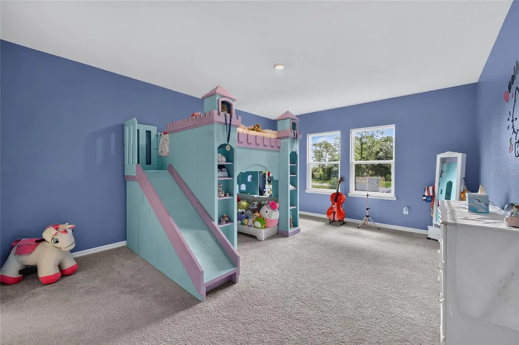 33751 Landsman Loop Wesley Chapel FL 33543