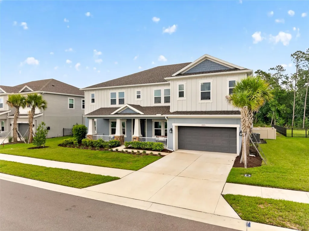 33751 Landsman Loop Wesley Chapel FL 33543