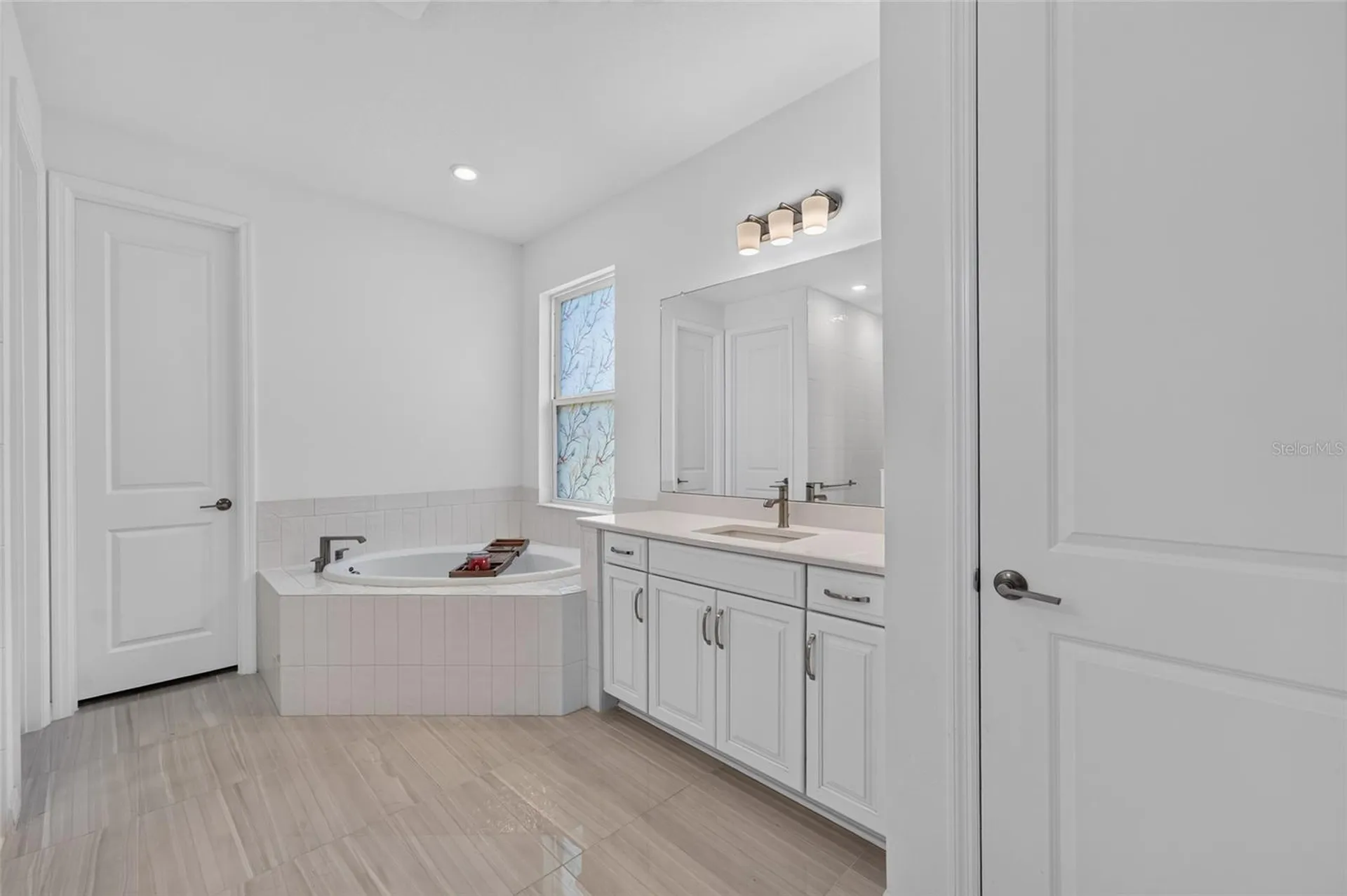 33751 Landsman Loop Wesley Chapel FL 33543