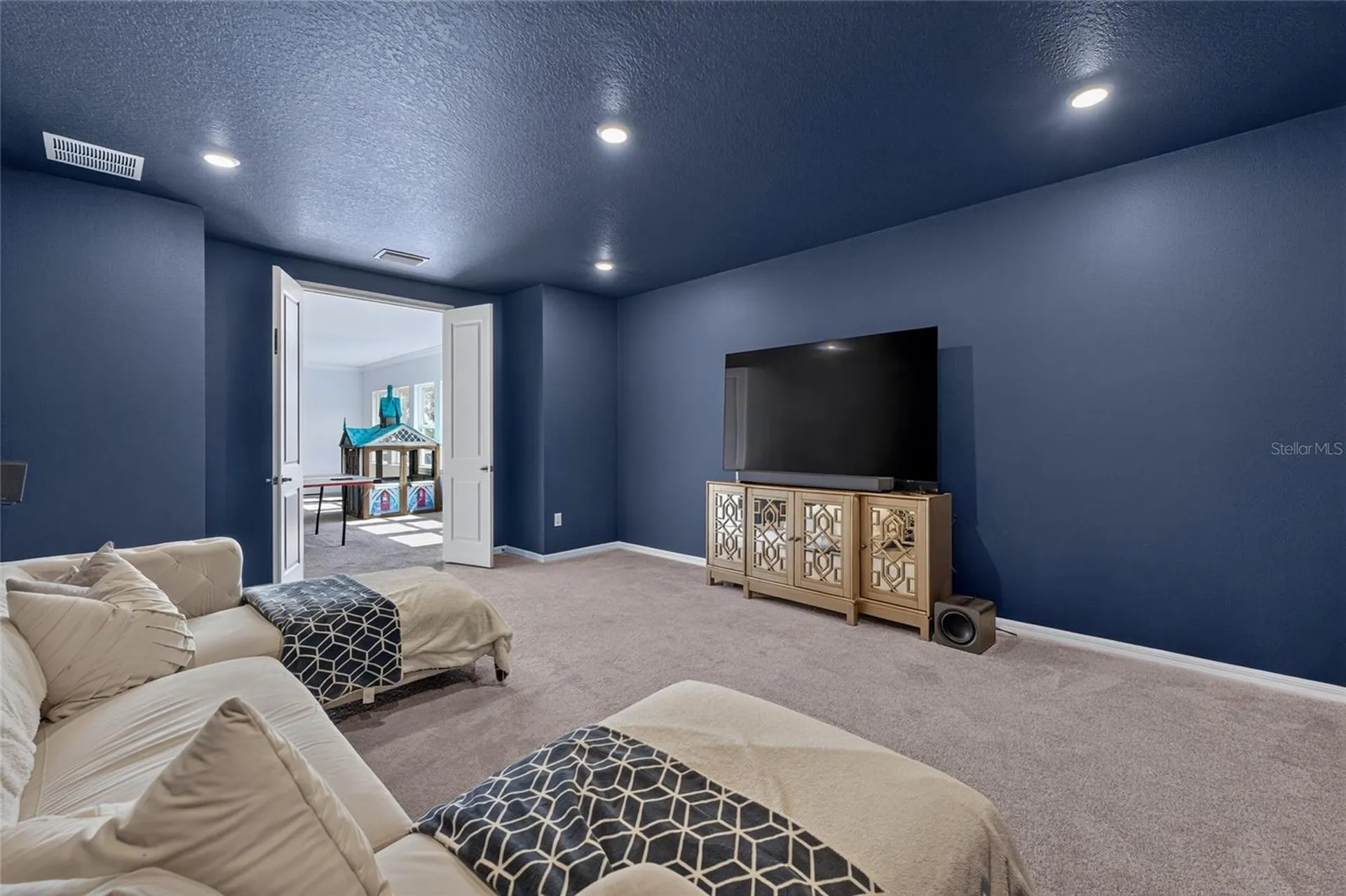 33751 Landsman Loop Wesley Chapel FL 33543