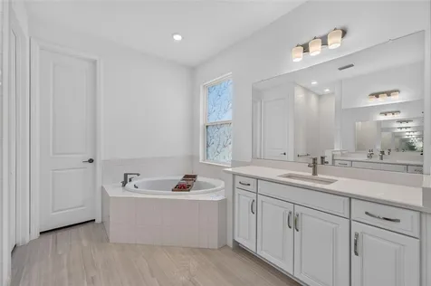33751 Landsman Loop Wesley Chapel FL 33543