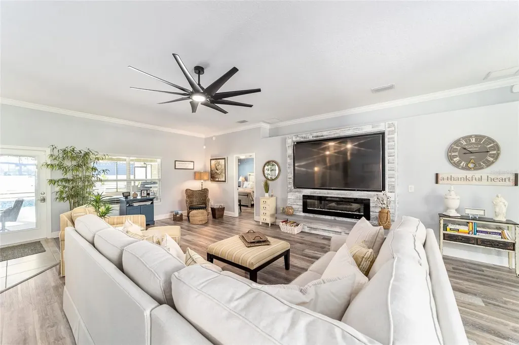 6943 SE 11th Place Ocala FL 34472
