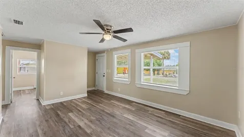 14 W Johnson Avenue Lake Wales FL 33853