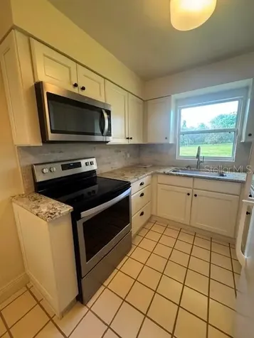 37623 Camphor Drive Dade City FL 33525