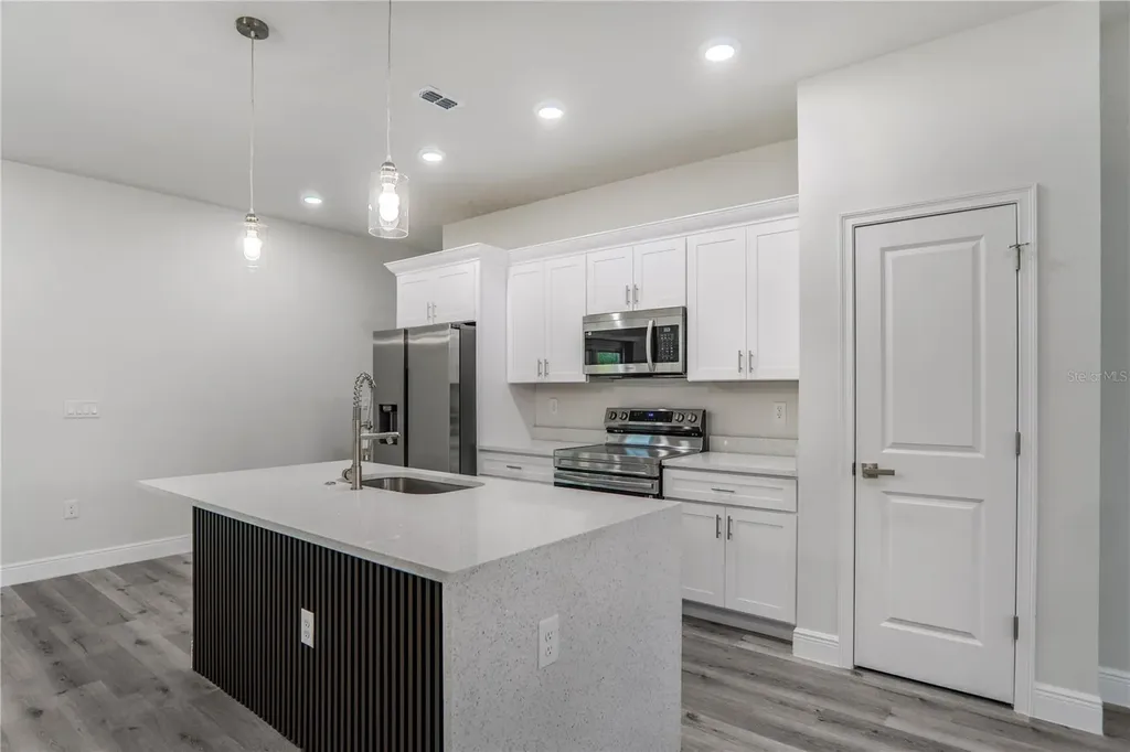 1902 W Adelia Place Citrus Springs FL 34434