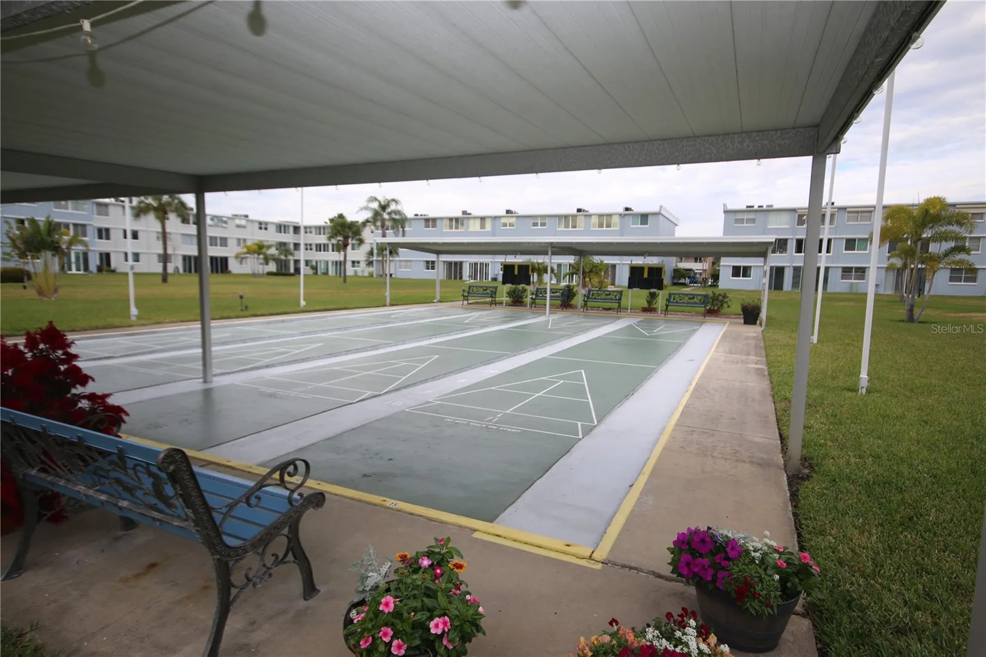 4880 Locust Street NE St Petersburg FL 33703