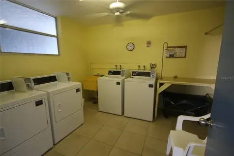 4880 Locust Street NE St Petersburg FL 33703