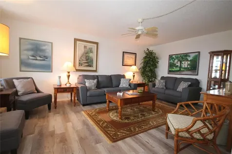 4880 Locust Street NE St Petersburg FL 33703