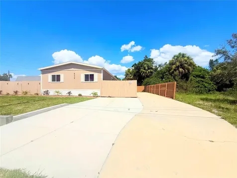 8438 Formel Avenue Port Richey FL 34668