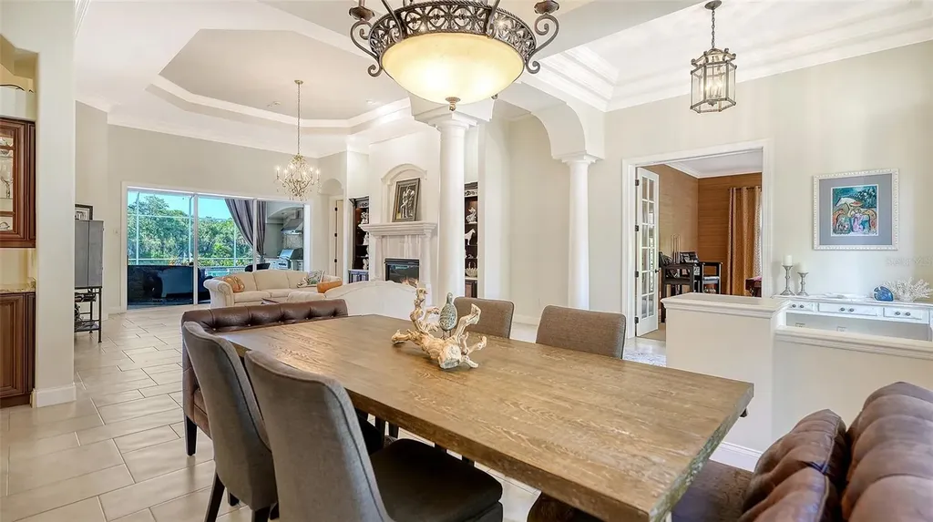8960 Rocky Lake Court Sarasota FL 34238