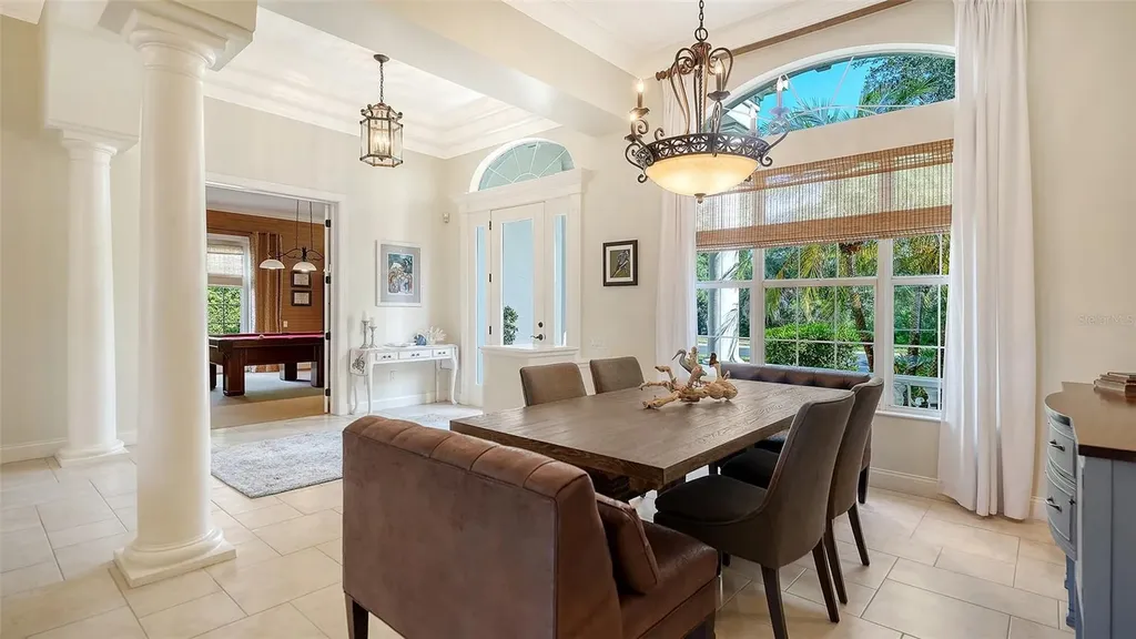 8960 Rocky Lake Court Sarasota FL 34238
