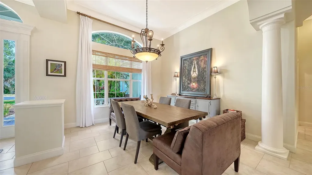 8960 Rocky Lake Court Sarasota FL 34238