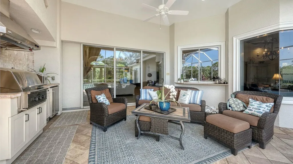 8960 Rocky Lake Court Sarasota FL 34238