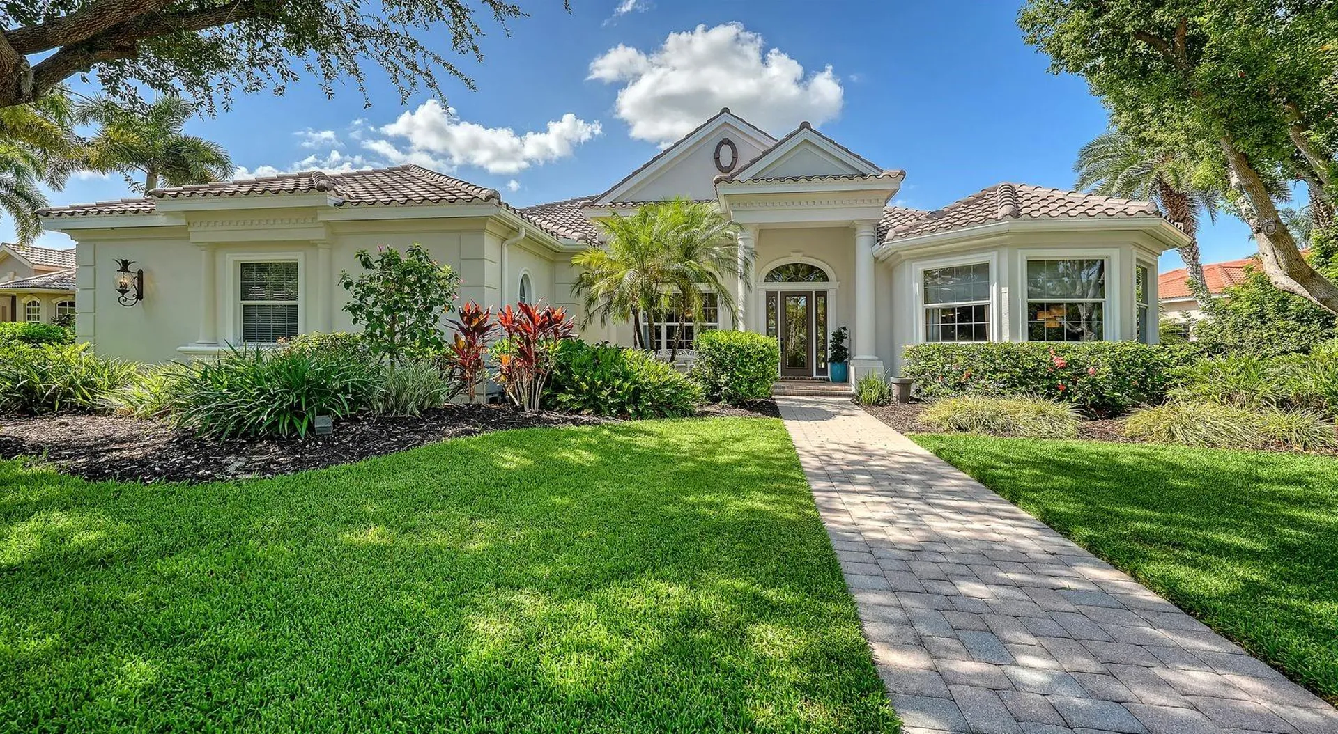 8960 Rocky Lake Court Sarasota FL 34238