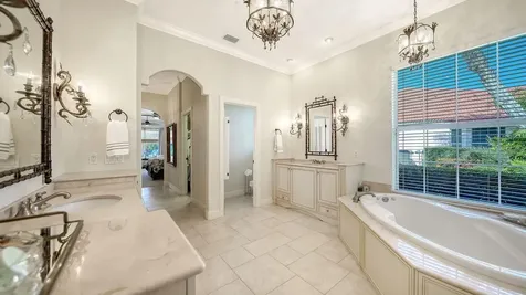 8960 Rocky Lake Court Sarasota FL 34238