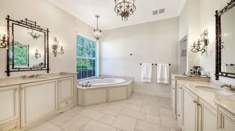 8960 Rocky Lake Court Sarasota FL 34238