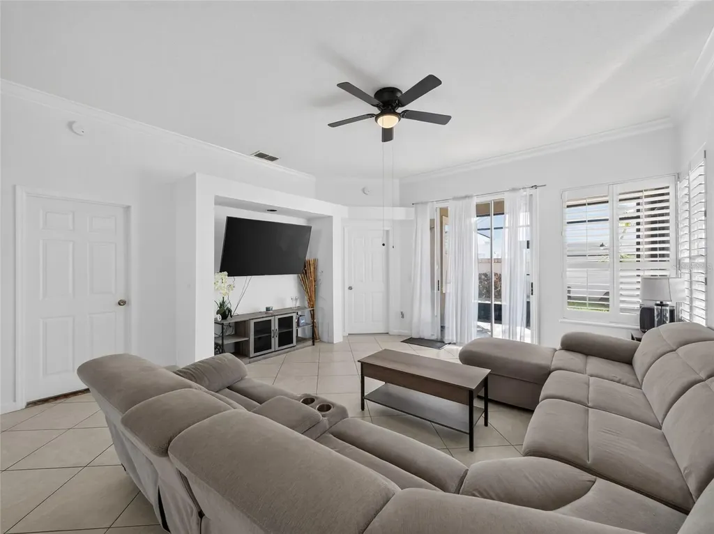 14435 Windchime Lane Orlando FL 32837