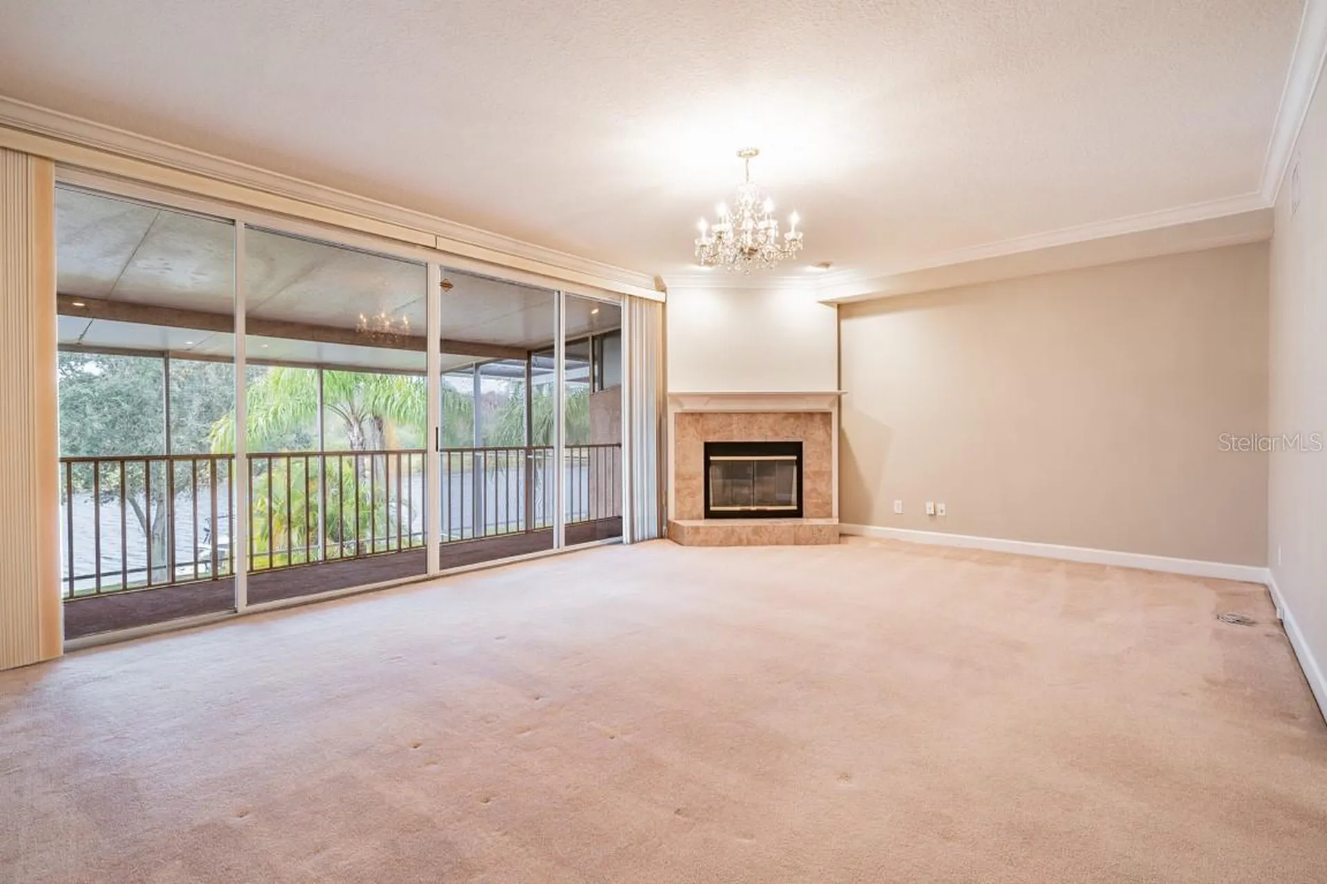 1626 Lago Vista Boulevard Palm Harbor FL 34685
