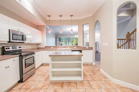 1626 Lago Vista Boulevard Palm Harbor FL 34685