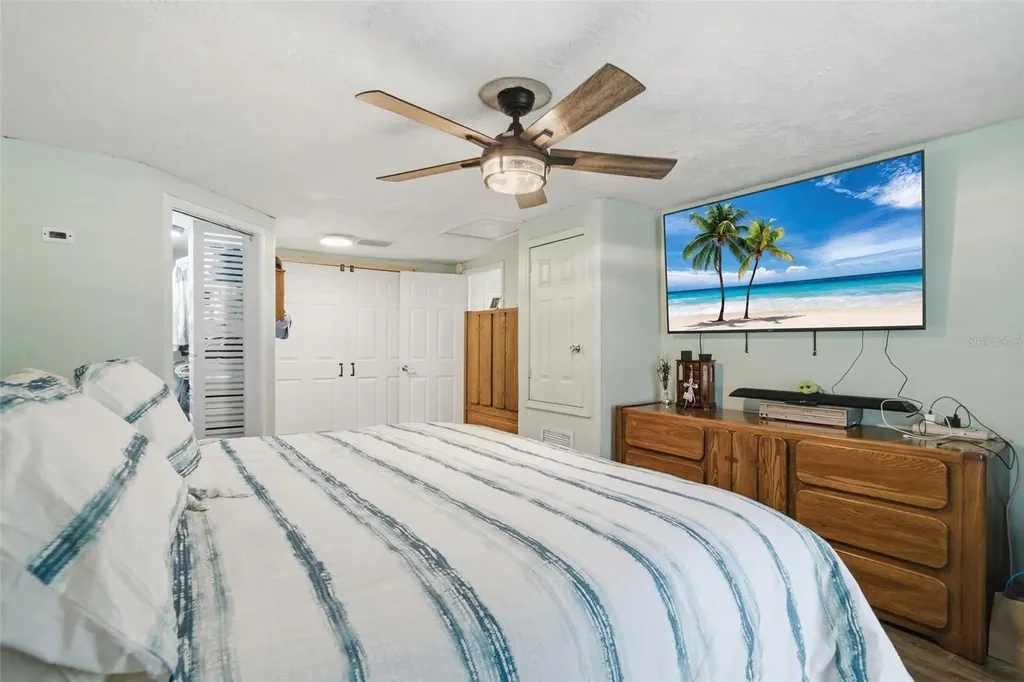 60 S Lincoln Avenue Beverly Hills FL 34465