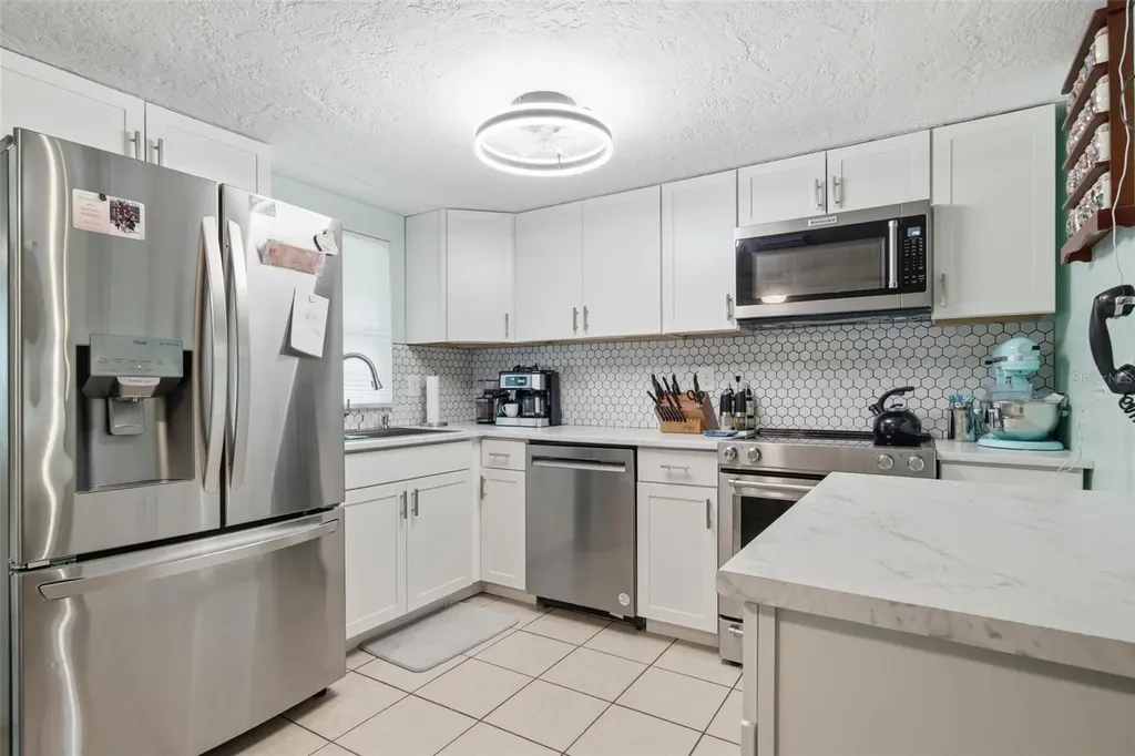 60 S Lincoln Avenue Beverly Hills FL 34465
