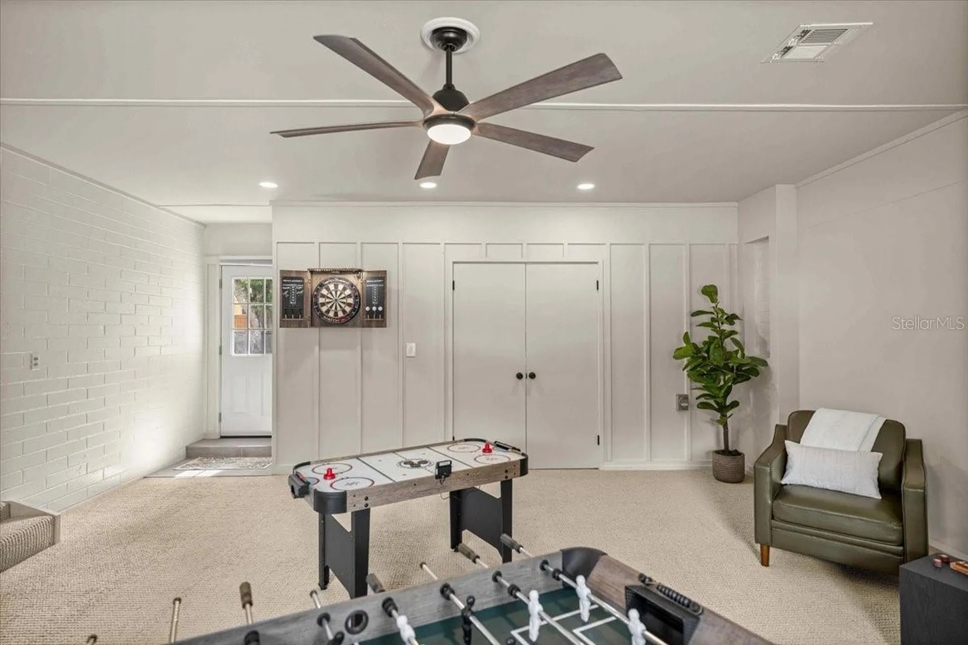 912 NE 17th Court Ocala FL 34470