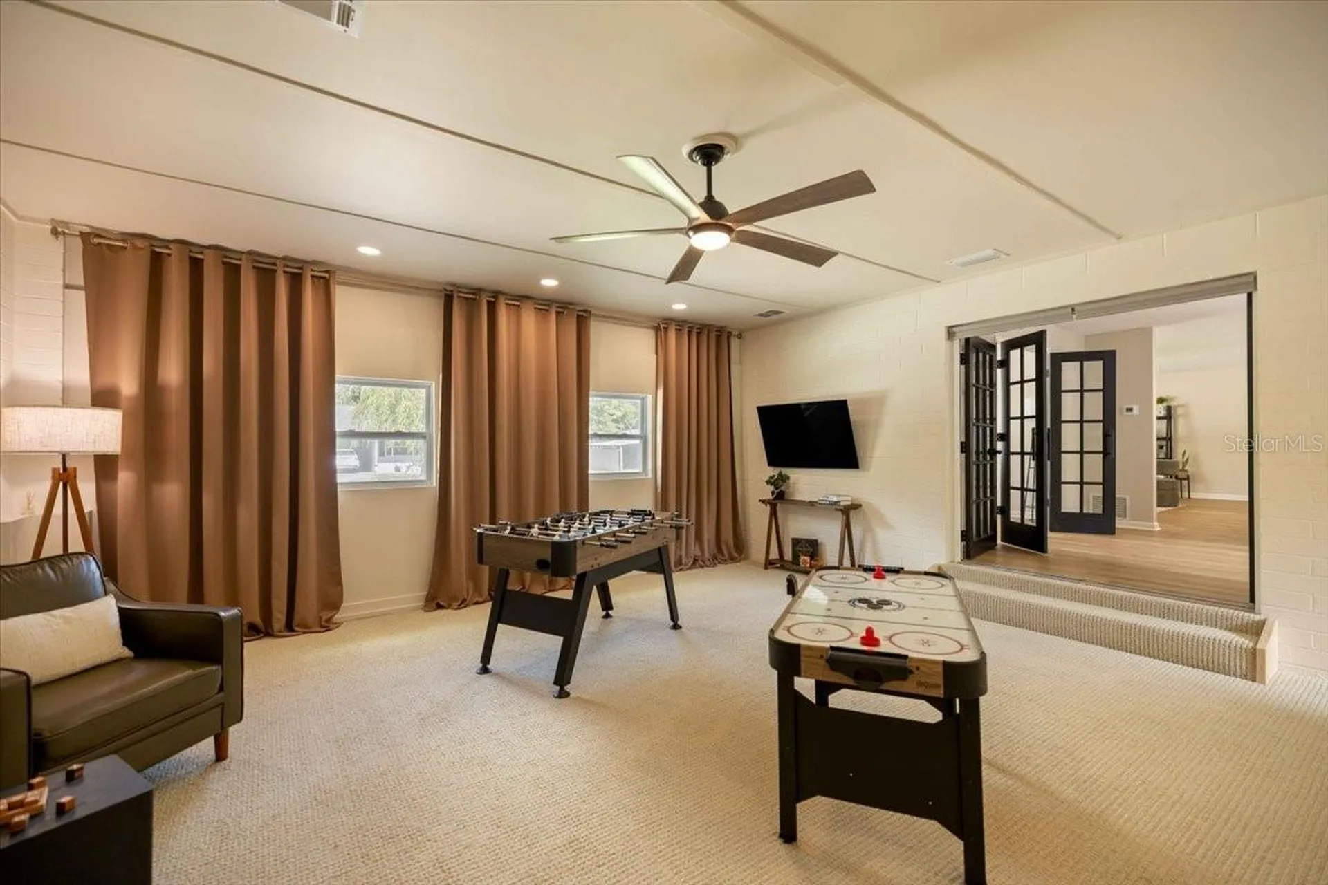 912 NE 17th Court Ocala FL 34470