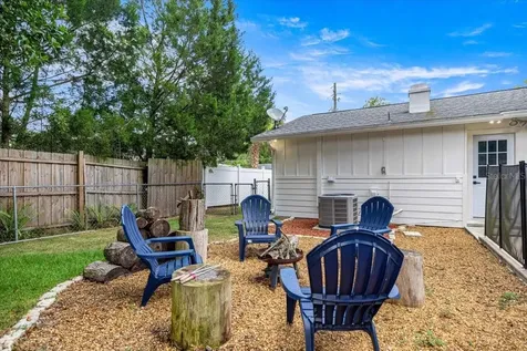 912 NE 17th Court Ocala FL 34470