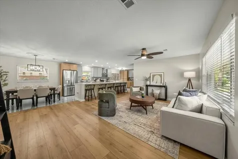 912 NE 17th Court Ocala FL 34470