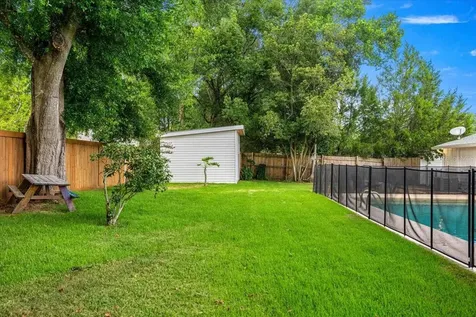 912 NE 17th Court Ocala FL 34470