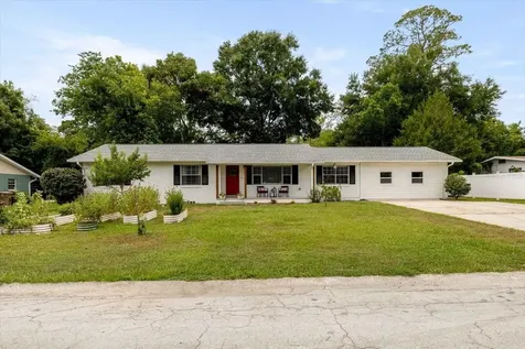 912 NE 17th Court Ocala FL 34470
