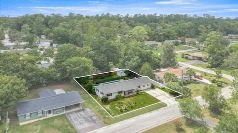 912 NE 17th Court Ocala FL 34470