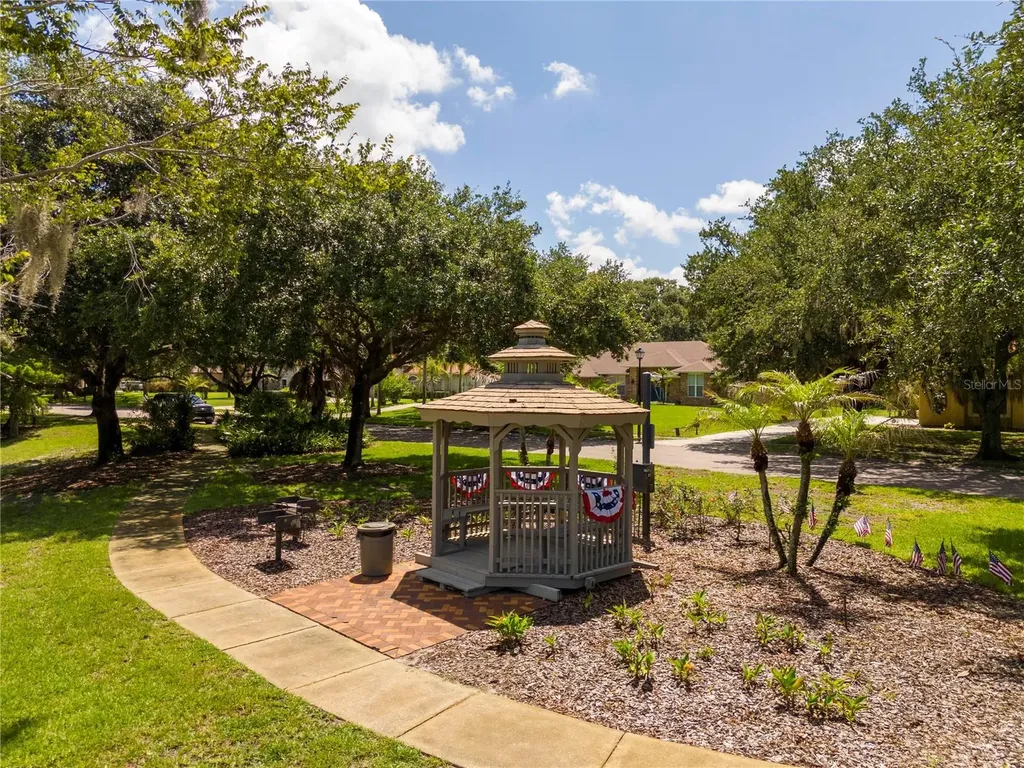 10129 Lone Tree Lane Orlando FL 32836