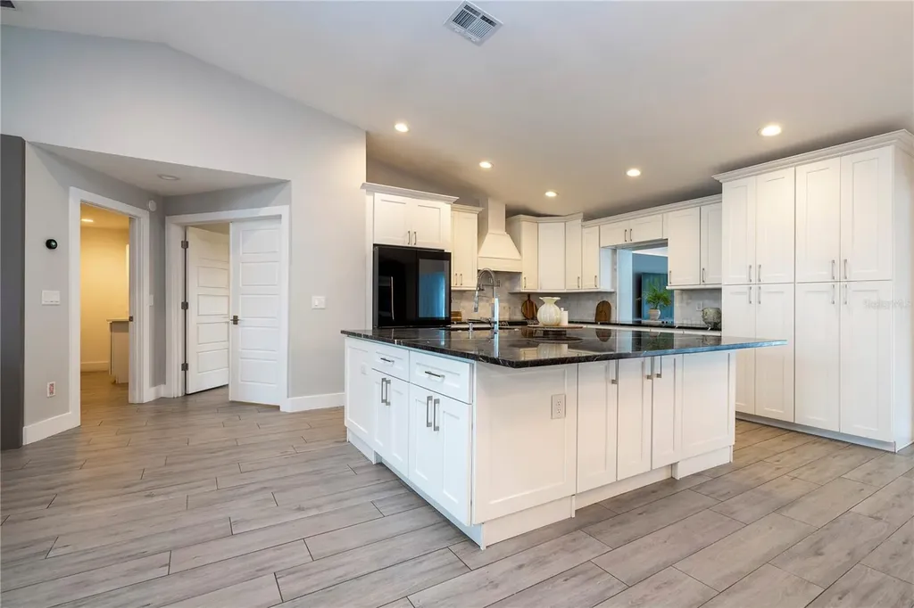 10129 Lone Tree Lane Orlando FL 32836