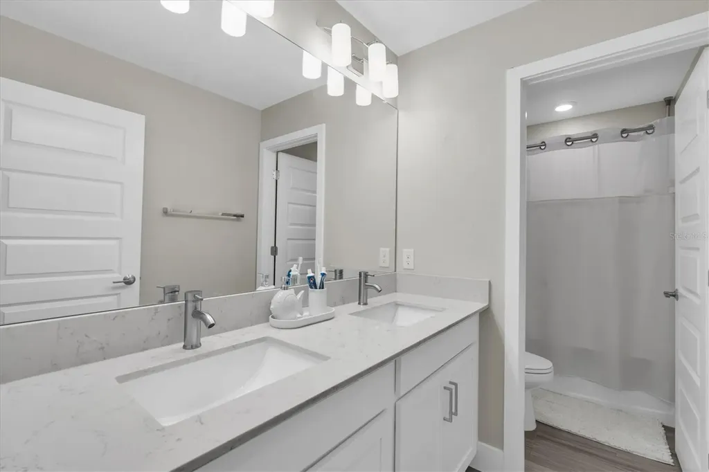 18002 Frame Bend Land O Lakes FL 34638