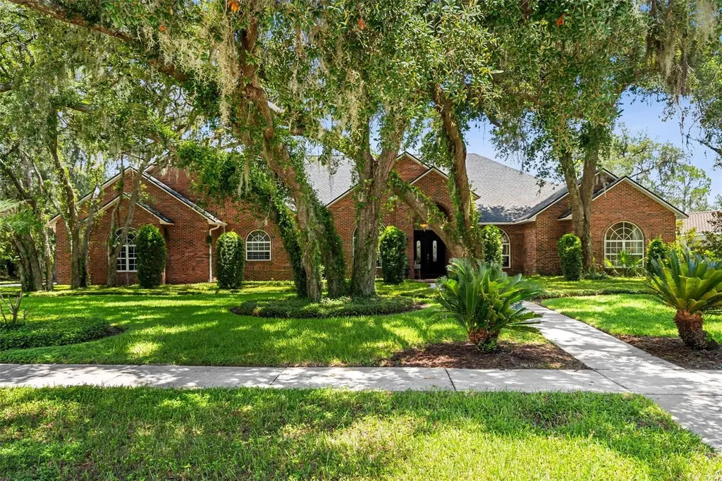 5804 Thoreau Place Lithia FL 33547