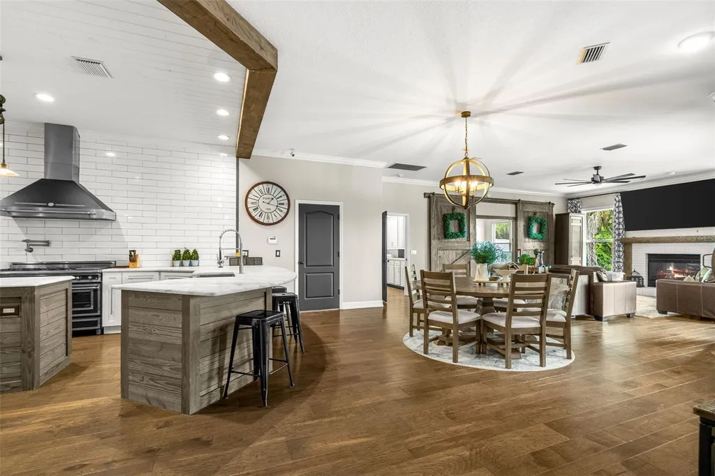 5804 Thoreau Place Lithia FL 33547