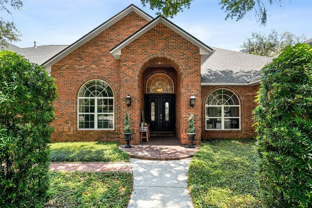 5804 Thoreau Place Lithia FL 33547