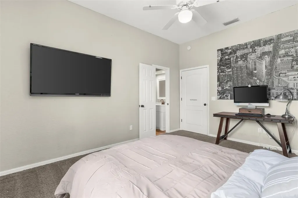 5804 Thoreau Place Lithia FL 33547