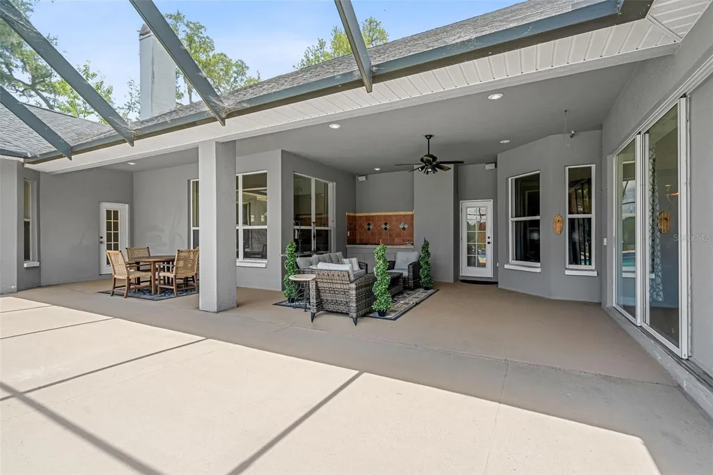 5804 Thoreau Place Lithia FL 33547