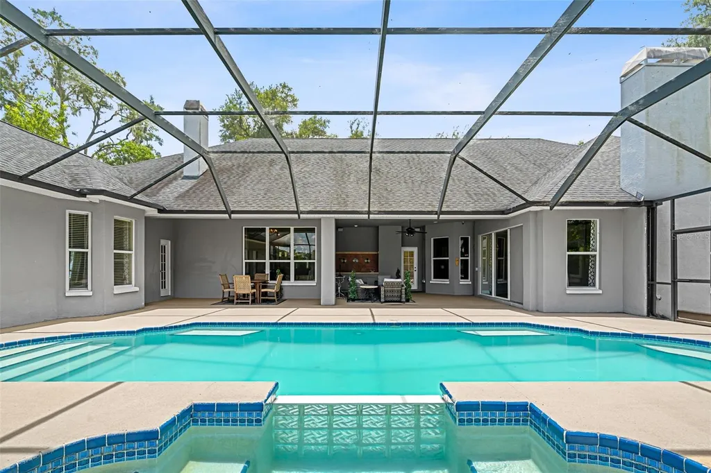 5804 Thoreau Place Lithia FL 33547