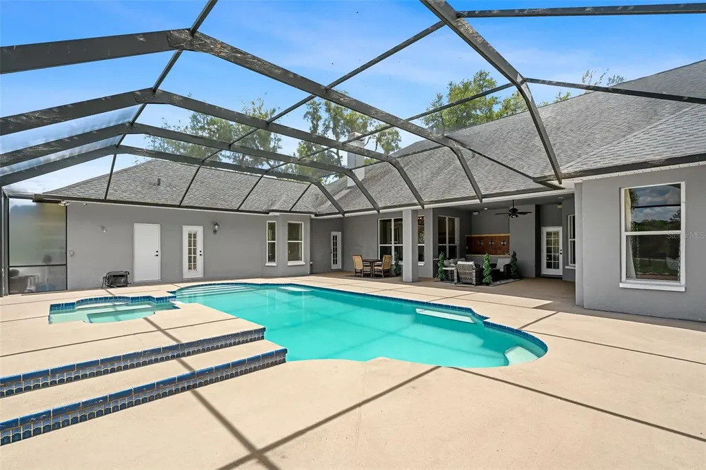 5804 Thoreau Place Lithia FL 33547