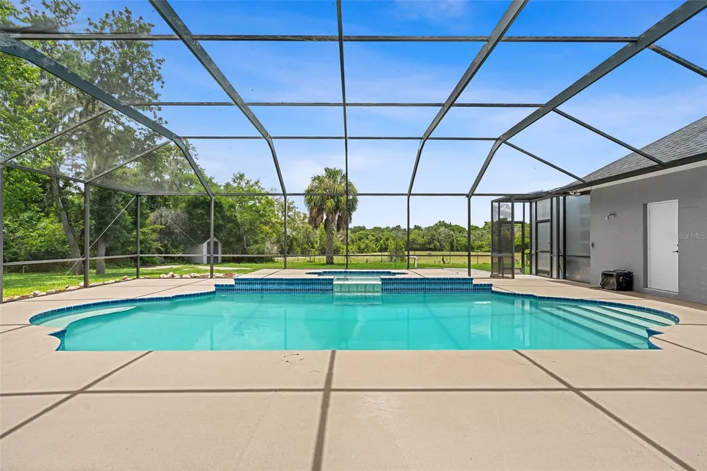 5804 Thoreau Place Lithia FL 33547