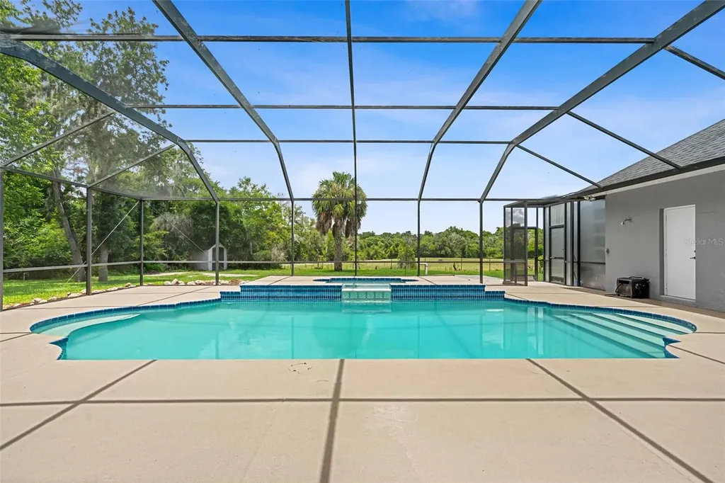 5804 Thoreau Place Lithia FL 33547