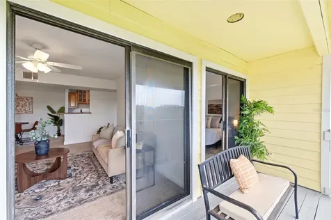 455 Alt 19 S Palm Harbor FL 34683
