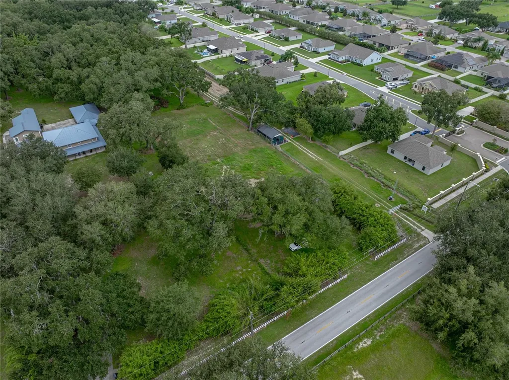 Old Berkley Road Auburndale FL 33823