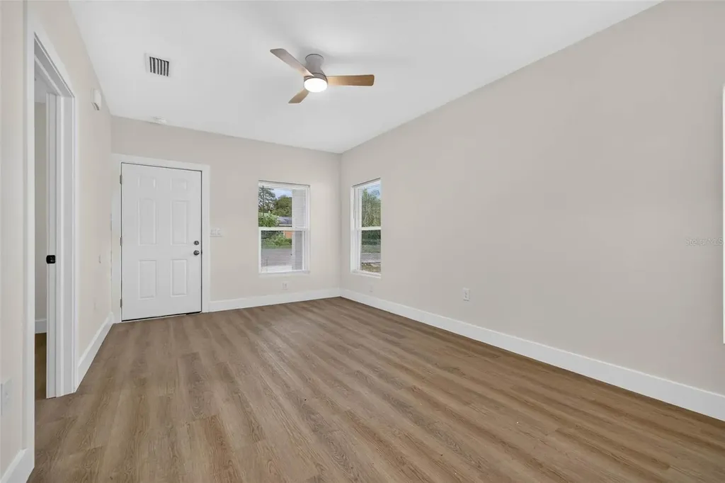 3420 N 10th Street Tampa FL 33605