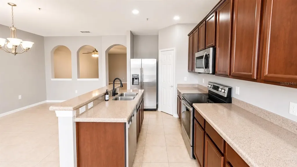 3696 Parkridge Circle Sarasota FL 34243