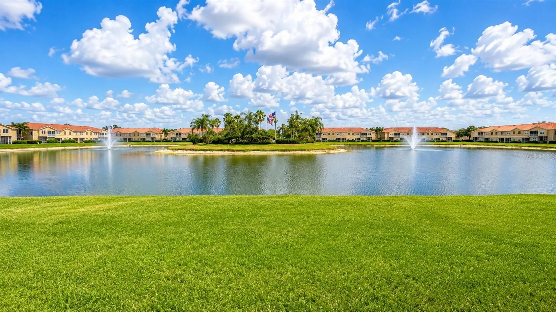 3696 Parkridge Circle Sarasota FL 34243