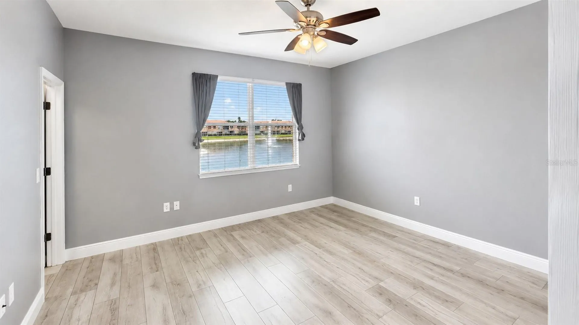 3696 Parkridge Circle Sarasota FL 34243